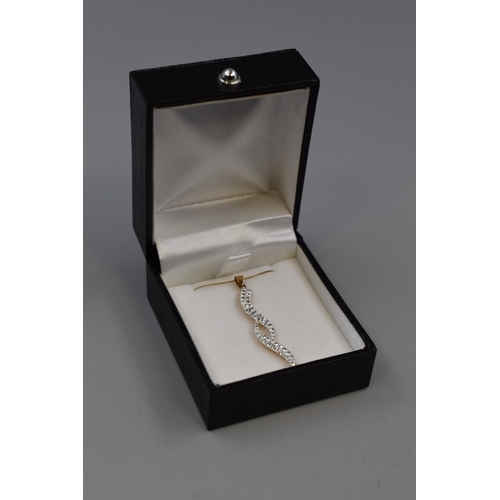 22 - Gold 375 (9ct) Serpentine Necklace Pendant Complete with Presentation Box