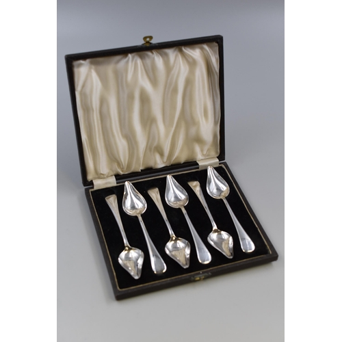 23 - Set of 6 Dixon A1 Silver Plated Dessert Spoons Complete with Case