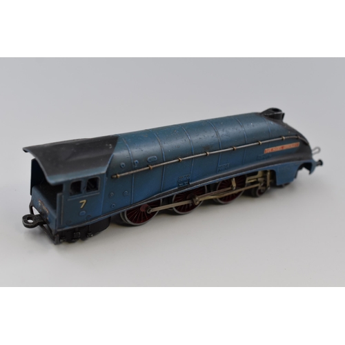 139 - Hornby Dublo Sir Nigel Gresley Locomotive