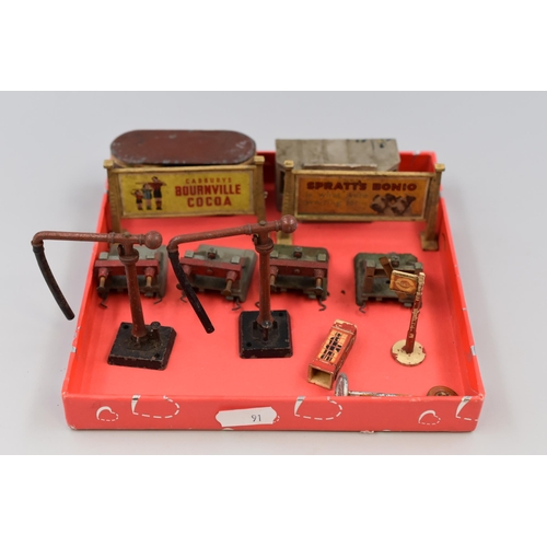 144 - Selection of Vintage Hornby Model Railway Accessories including Phone box, Advertising Signs, Kiosk ... 