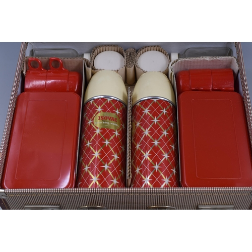 378 - A Vintage Isovac Four Person Picnic Set, In Original Case. Appears Complete and Unused