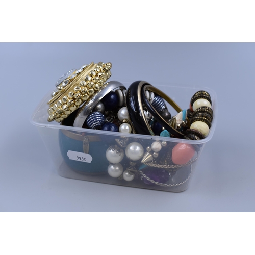 405 - Mixed Selection of Unsorted Jewellery