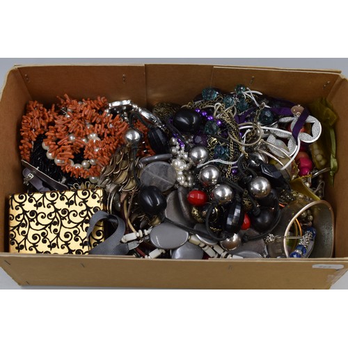 488 - Large Selection of Mixed Unsorted Jewellery (3.15kg)