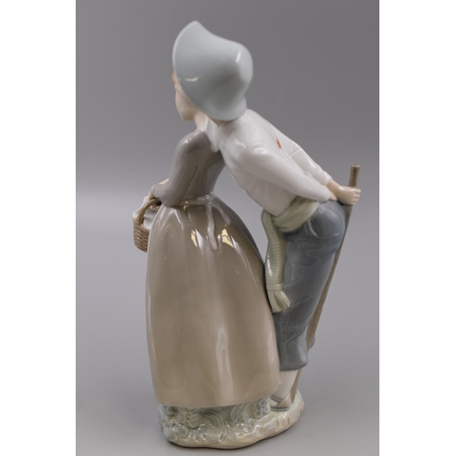 246 - A Nao By Lladro Courting Couple Porcelain Figure, Approx 12