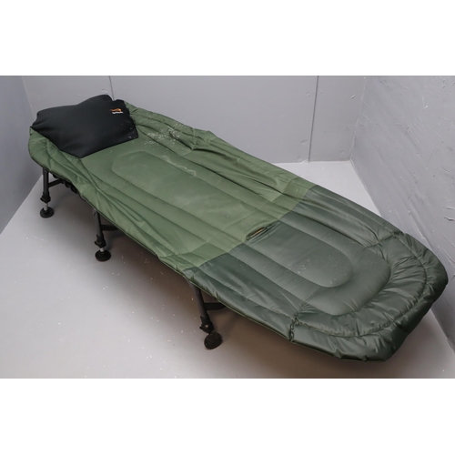 578 - Large Total Fishing Gear reclining Chair/Bed (slight Tear but easily fix)