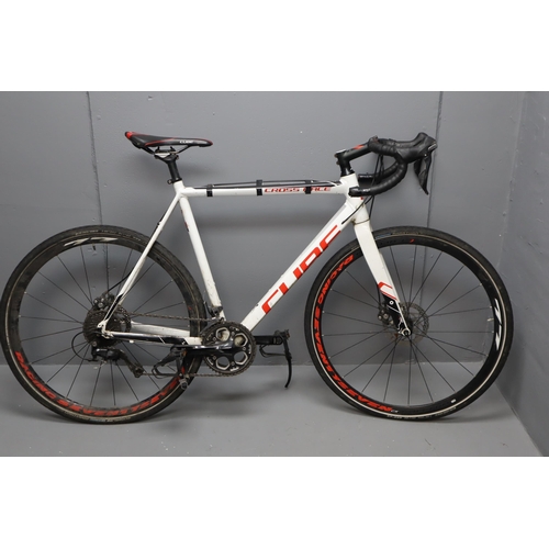 594 - Cube Cross Race ( Possibly 2016 Model ) Size 59 Aluminium superlite Frame in White/Red, Shimano Brak... 