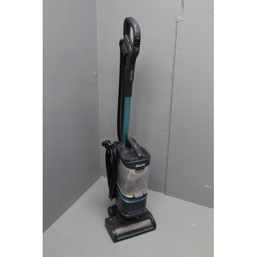 598 - Shark Upright Vacuum Cleaner, Model NZ690UK 66, Working When Tested