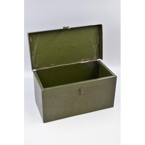 635 - Vintage Metal Lock Box (14