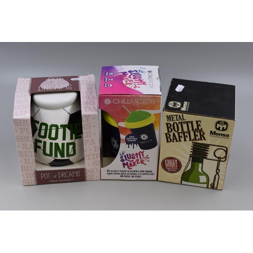 670 - Mixed Lot of Three New Boxed items to include Slushy maker, Footie Fund money box and a Metal Bottle... 