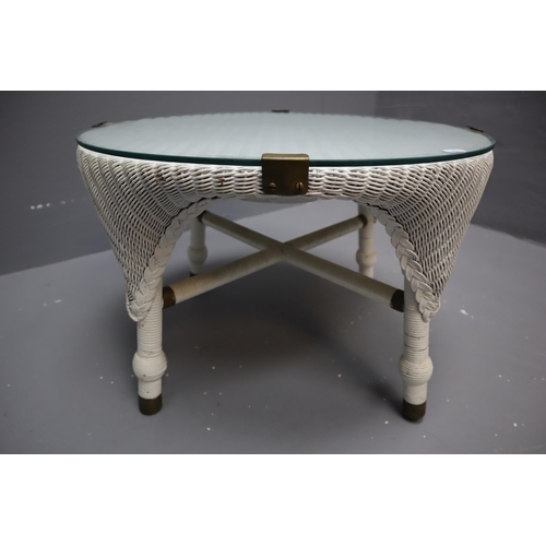 626 - Lloyd Loom Deluxe Glass Topped Rattan Circular Coffee Table (22