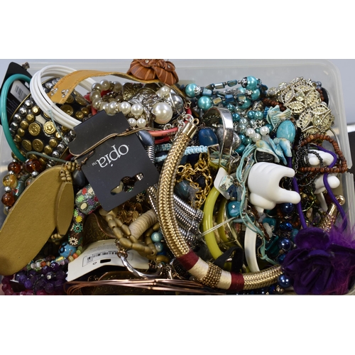 430 - Large Selection of Mixed Unsorted Jewellery (3kg)