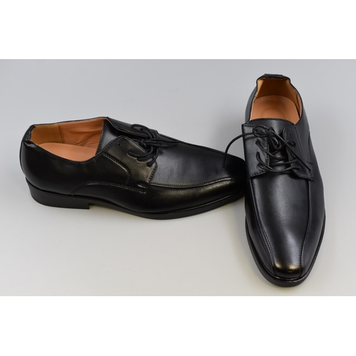 536 - Brand New Pair of Mens Black shoes size 8 uk