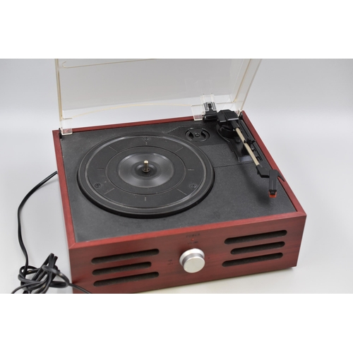 470 - Compact Record Player powers on when tested and turn table goes around when arm is moved