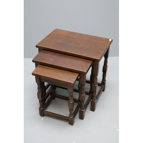 570 - Nest of 3 Oak Side Table's (19