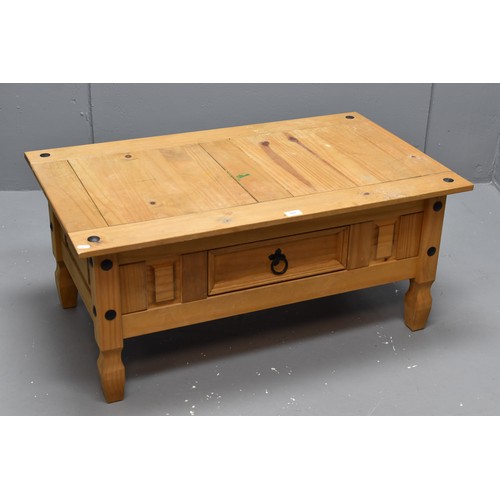 597 - Modern Decorative Solid Pine Coffee Table with One drawer Under Storage approx 39