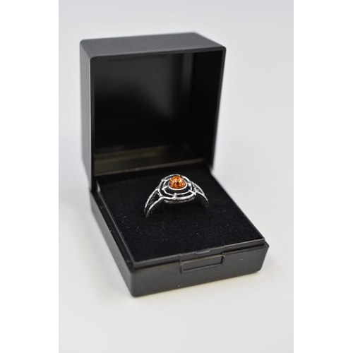 19 - Silver 925 Ring with Wheel Design, Set with Amber Stone (Size O). Complete in Presentation Box