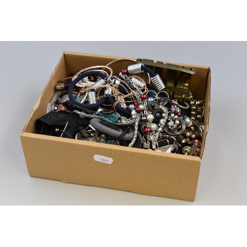 435 - Large Selection of Unsorted Jewellery (2.2kg)