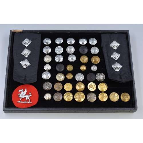 224 - Selection of Military, Police and Foxhunting Buttons, together with Patches and a Badge