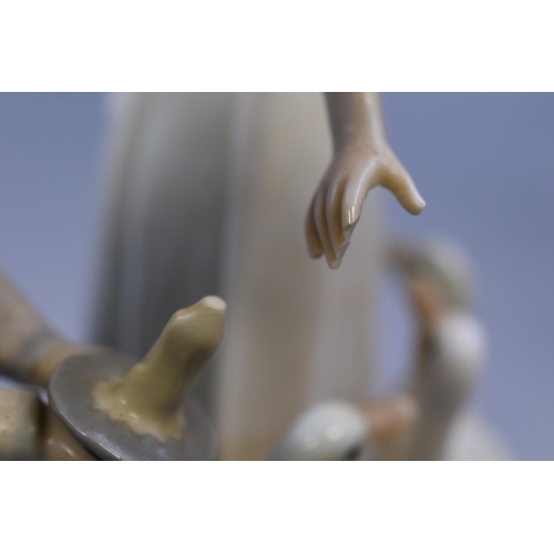 259 - Two Spanish Porcelain Figurines (Tallest 9