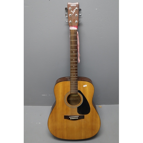 493 - YAMAHA F310 Acoustic Guitar (1 String Needs Replacing)