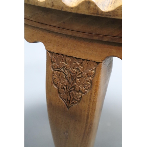 618 - Solid Wooden Round Coffee Table with Carved Detail and Detailed Queen Anne Legs (20