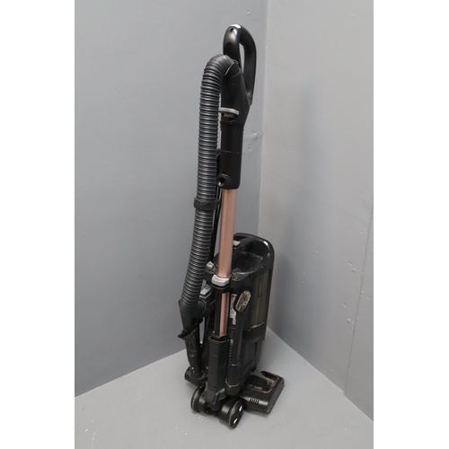 652 - Shark Upright Vacuum Cleaner, Model AZ950UKT 40, Working When Tested