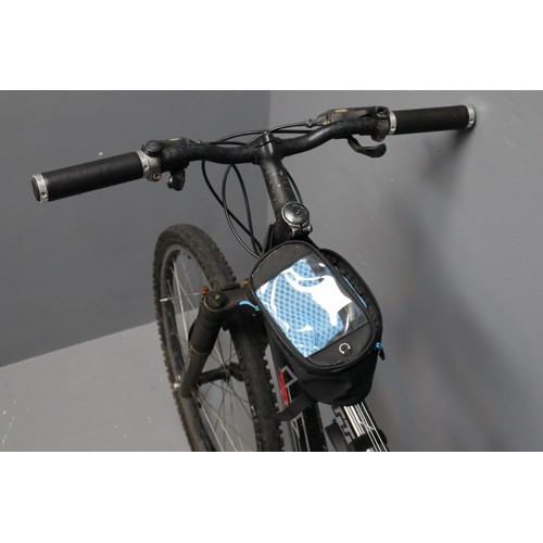 670 - Scott Voltage 24 speed Mountain Bike.