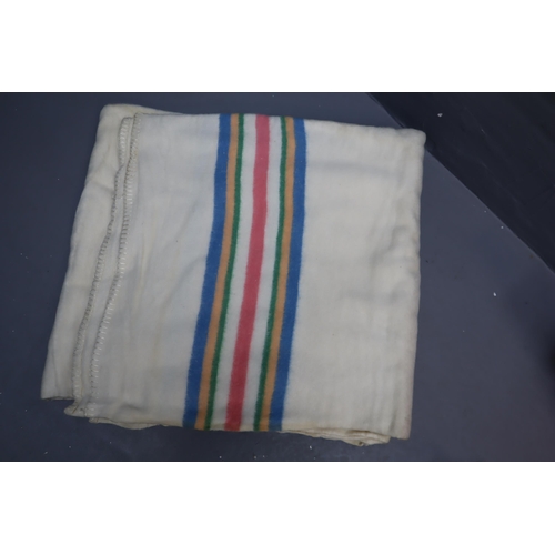 764 - Large Vintage Cosy Home Blanket