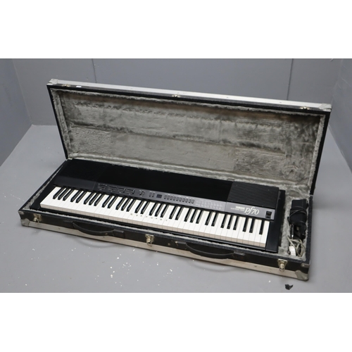 559 - Yamaha Pf70 Electronic Piano comes with Protective Case (Powers On When Tested) Approx 52