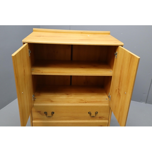 567 - A Pine Storage Unit (One Cabinet Over Two Drawers), Approx 16.5