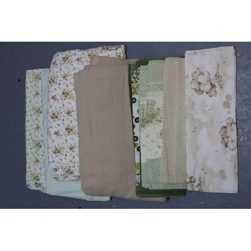 801 - Selection of Vintage Quality Bedding and Blankets