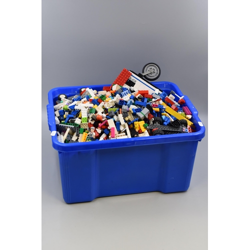 814 - Selection of Mixed Lego/Other Similar Toys Approx 7.5Kg