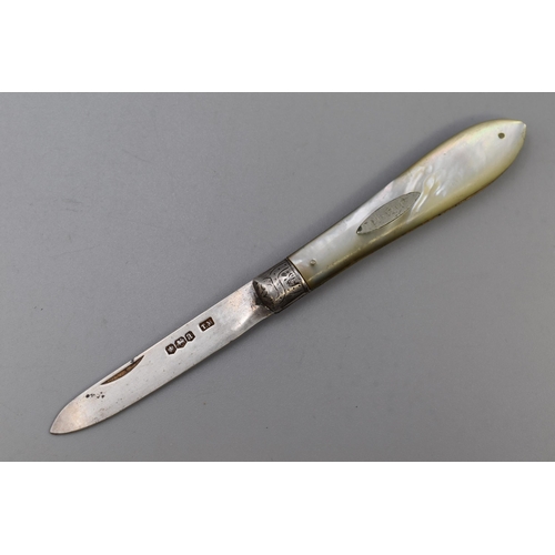 35 - Vintage Sterling Silver Stamped Mother Of Pearl Handled Pocket Fruit Knife.