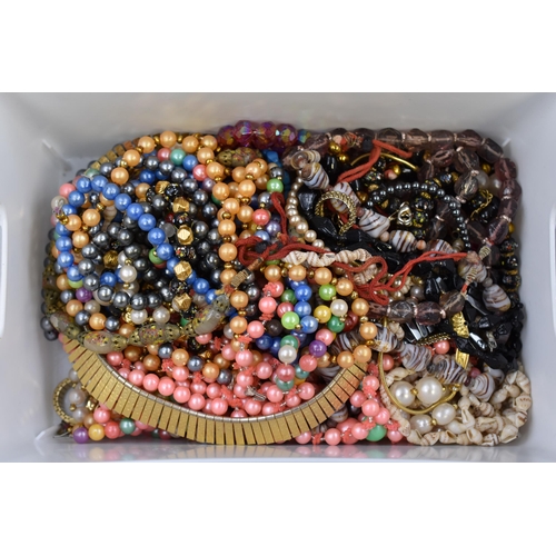 518 - Selection of Unsorted Jewellery