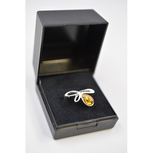 88 - Silver 925 Ring with Amber Stone (Size M). Complete in Presentation Box