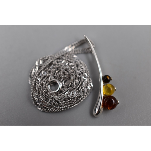 94 - Silver 925 Pendant Necklace with Amber Stone (23