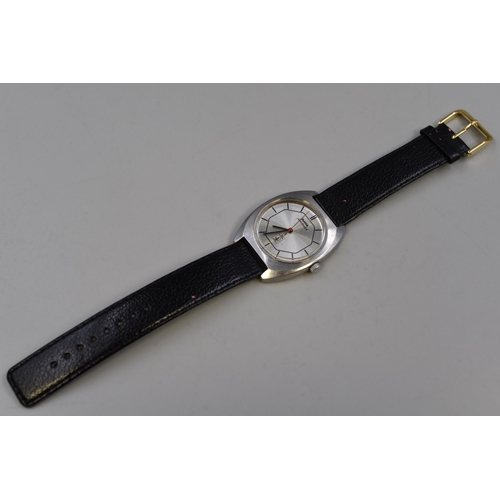 104 - hmt 17 Jerwels Mechanical Gents Watch with Leather Strap (Working)