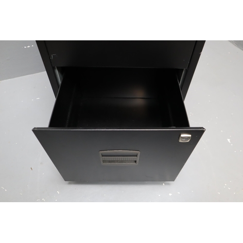 610 - Black Bisley Metal Filing Cabinet A4 2 Drawer Approx 27