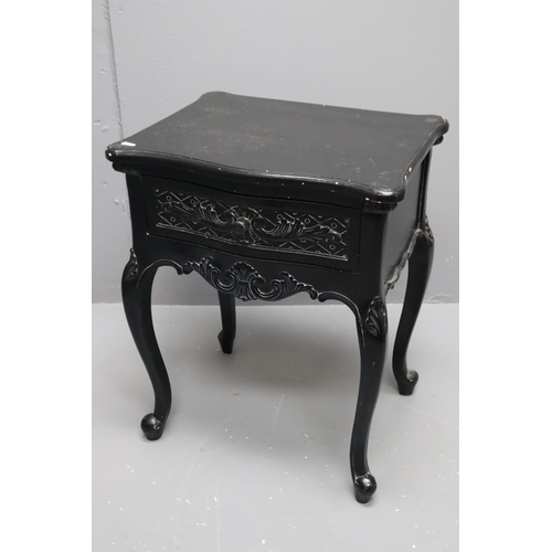 612 - Pair of Black Wooden Bedside Tables Approx 25