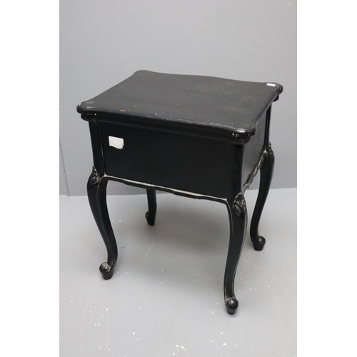 612 - Pair of Black Wooden Bedside Tables Approx 25