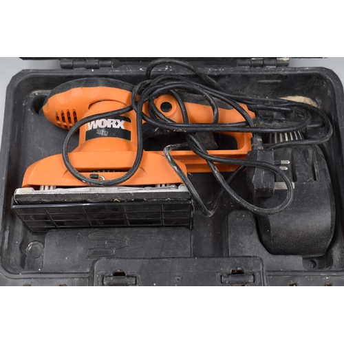 752 - Worx Orbital Electric Sander with Case and Sheets (Working)