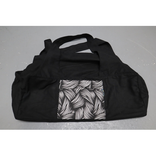 683 - Three brand new bags to include black/white sports /yoga bag 24