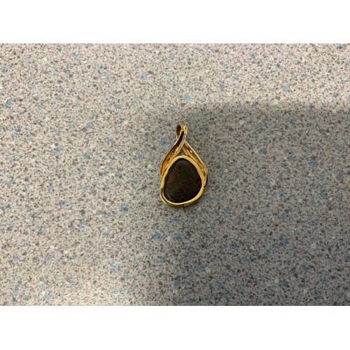 14 - A 14ct Gold and Blue Opal Stoned Pendant, Approx 1.94g (Stone approx. 15mm x 13mm)