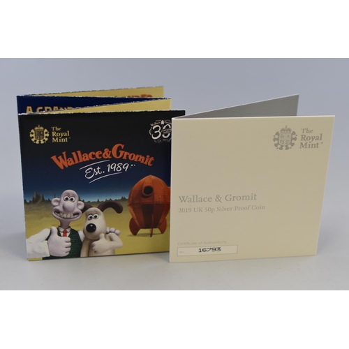 160 - Royal Mint Wallace and Gromit Silver Proof 50 Pence Coin Complete in Presentation Case, with Certifi... 