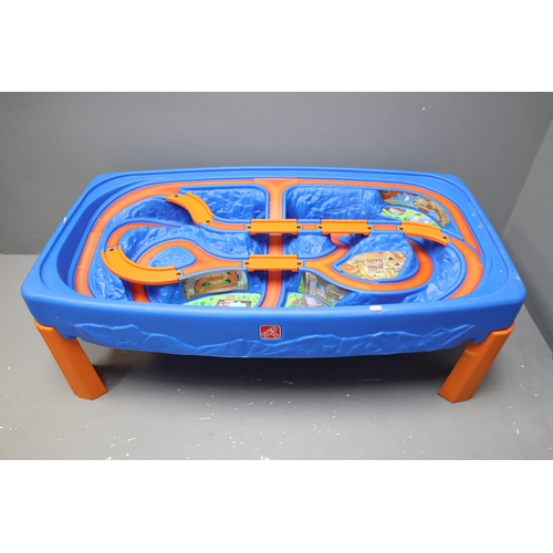 590 - Step2 Hot Wheels Track Play Table Approx 46