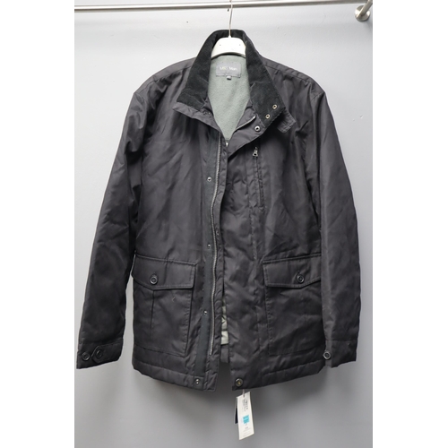 670 - Marks & Spencers Water Repellent Jacket with Tags (Size M)