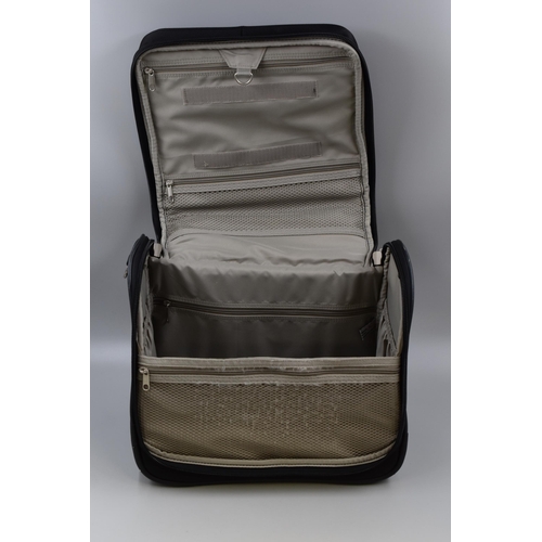 621 - Skyway Pilot Bag ( No Shoulder Strap ) Strong and Versatile, approx 14