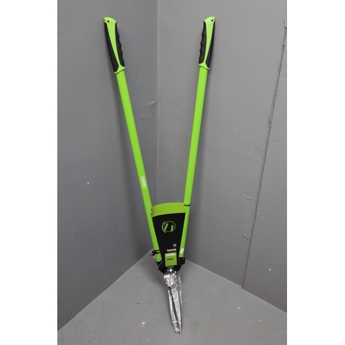 693 - New Grass Edging Shears by Draper (RRP £30)