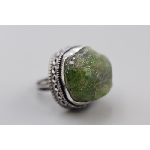 60 - A 925. Silver Rough Chrome Diopside Stoned Ring, Size O. In Presentation Box