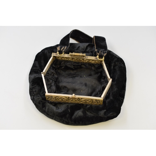 207 - Art Deco 1920s Velvet Pouch Evening Bag with Strap